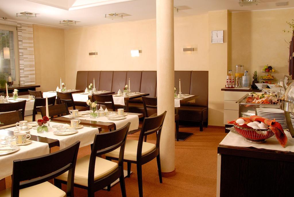 Hotel Graf Offenbach-sur-le-Main Extérieur photo