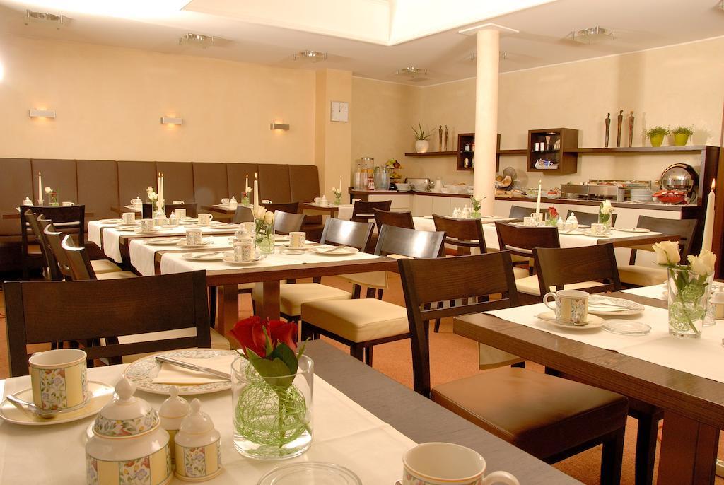 Hotel Graf Offenbach-sur-le-Main Extérieur photo
